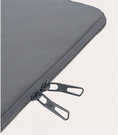 Tucano SG Elements Neoprene Sleeve for MacBook Pro 16 Inches