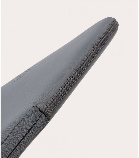Tucano SG Elements Neoprene Sleeve for MacBook Pro 16 Inches