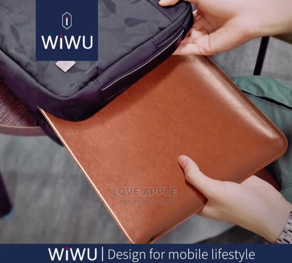 WIWU SKIN PRO PLATINUM WITH MICROFIBER LEATHER SLEEVE FOR MACBOOK