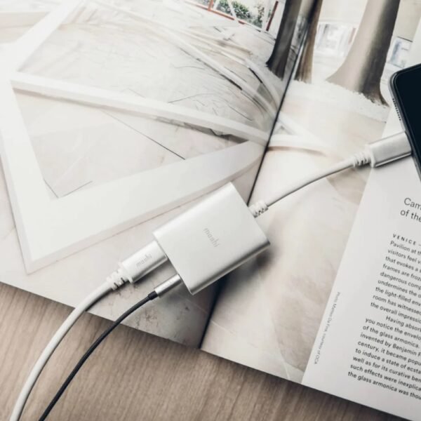 Moshi USB-C Digital Audio Adapter with Charging 99MO084249