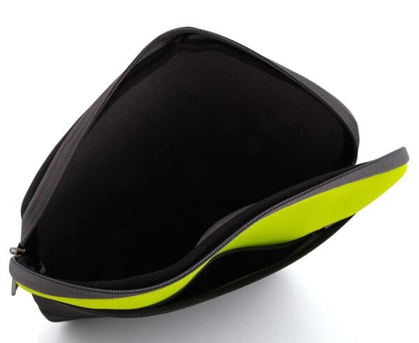 Targus Quash Sleeve TSS570AP For Macbook 13″ M1 Air/Pro