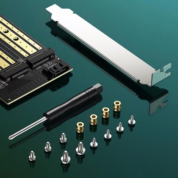 UGREEN 70504 M.2 NVMe to PCI-E 3.0 Express Card